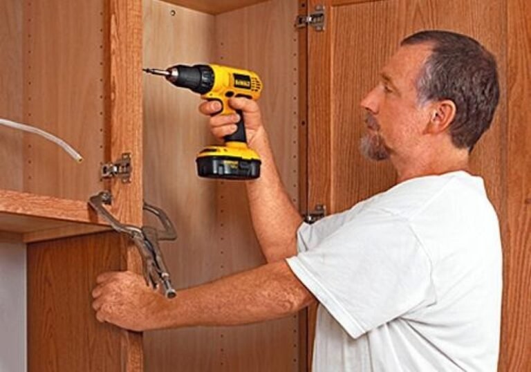 How to Use a Compact Drill